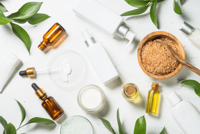 W czerwcu 2014 roku, po raz kolejny właścicielka Gabinetu Kashmir Spa- Malwina Krysztofiak została poproszona przez portal internetowy trojmiasto.pl o wypowiedź jako ekspert urody. Tym razem porady dotyczącą pielęgnacji skóry na lato. Artykuł można przeczytać na stronie poniżej. Dziękujemy za zaufanie.